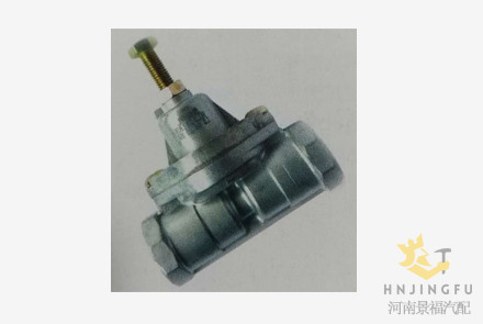 35310130020/WG9000360120 Sorl parts truck pressure protection valve